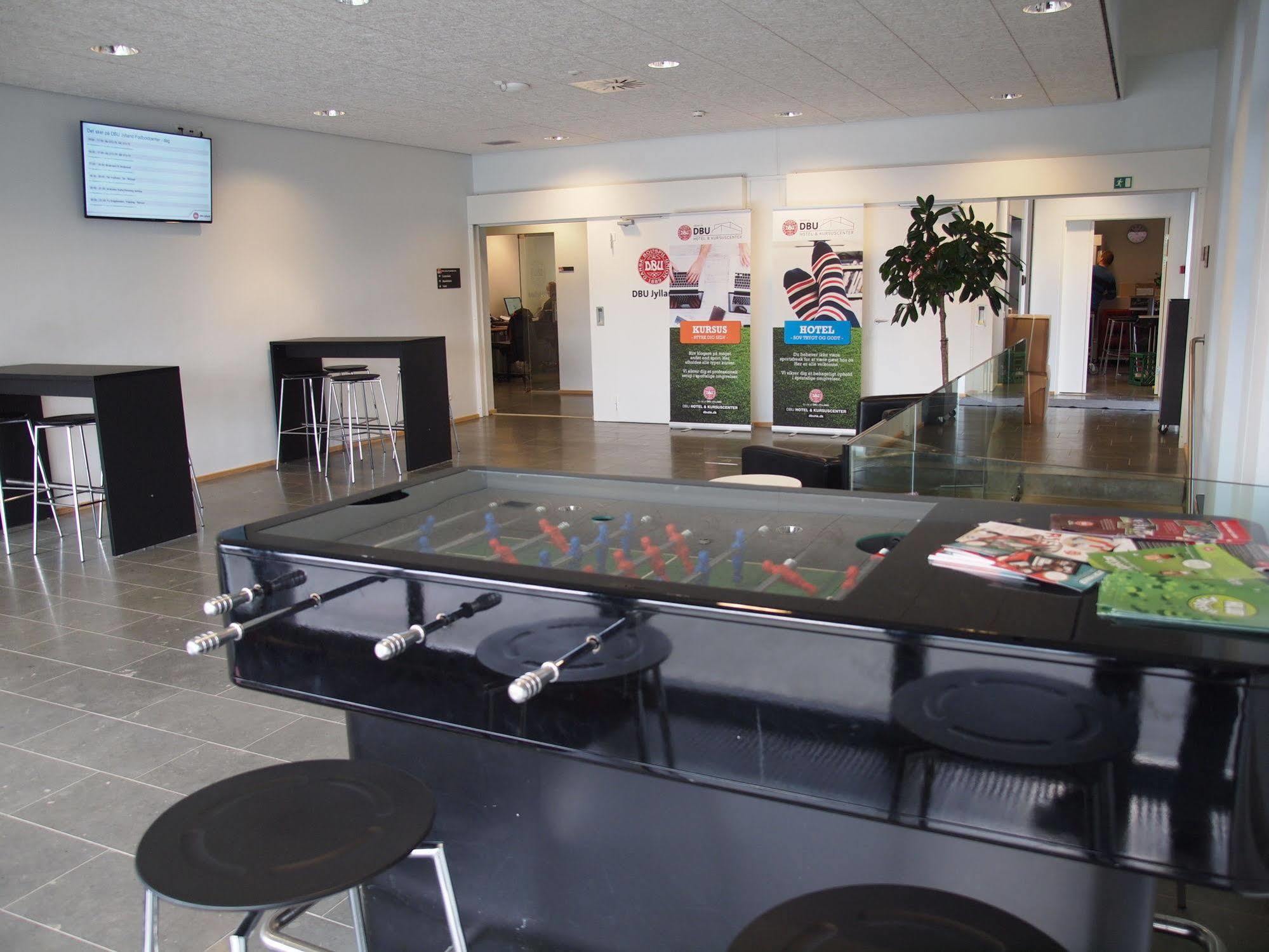 Dbu Hotel & Kursuscenter Århus Екстериор снимка